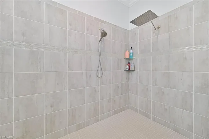 14421 Blue Bay Cir, Fort Myers, Florida 33913