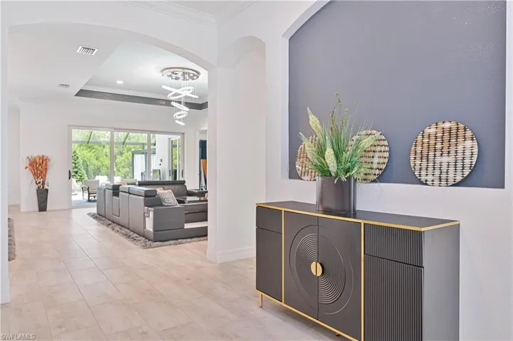 14421 Blue Bay Cir, Fort Myers, Florida 33913