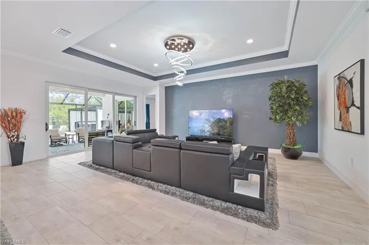 14421 Blue Bay Cir, Fort Myers, Florida 33913