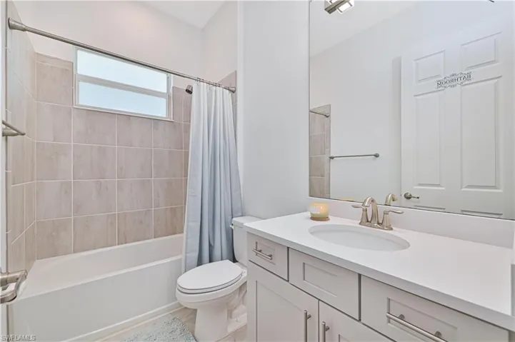 14421 Blue Bay Cir, Fort Myers, Florida 33913