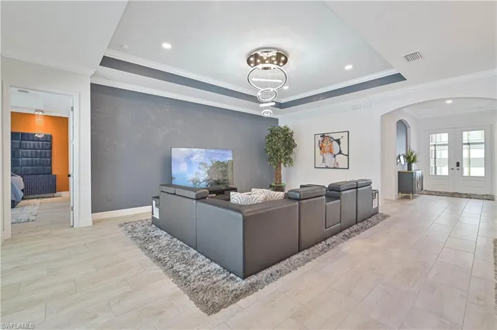 14421 Blue Bay Cir, Fort Myers, Florida 33913