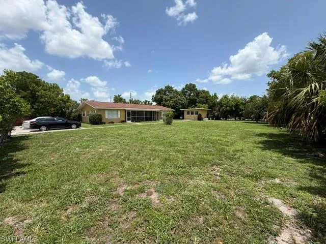 4319 Golden Gate Pkwy, Naples, Florida 34116