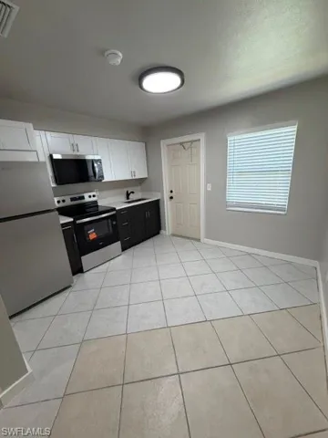 4319 Golden Gate Pkwy, Naples, Florida 34116