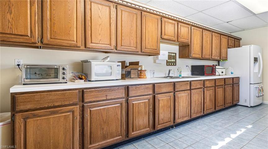 Clubhouse Kitchen