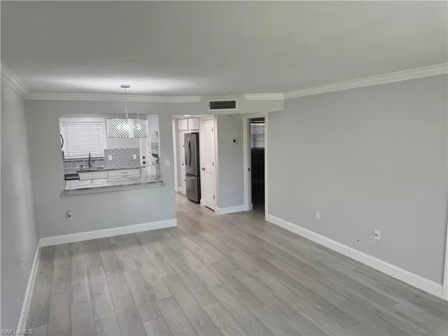 400 Forest Lakes Blvd 209, Naples, Florida 34105