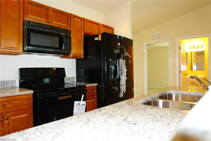 530 SE 5th  AVE, Cape Coral, FL 33990