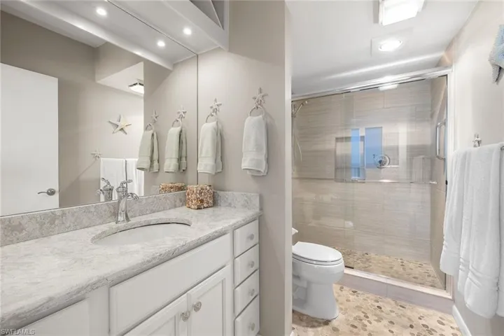 140 Seaview Ct S-902, Marco Island, Florida 34145