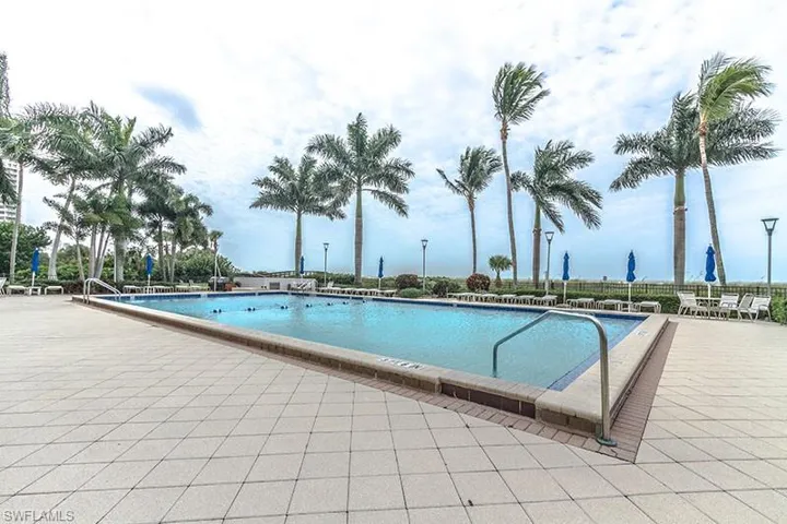 140 Seaview Ct S-902, Marco Island, Florida 34145