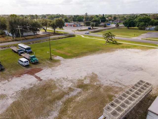 New Market W RD, Immokalee, FL 34142