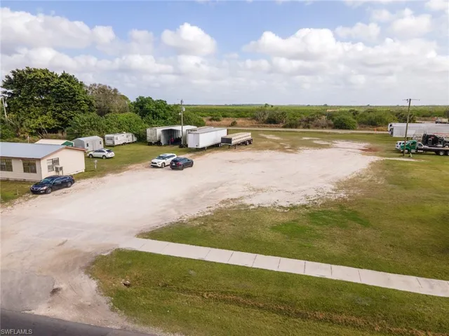 New Market W RD, Immokalee, FL 34142