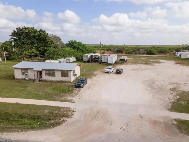 New Market W RD, Immokalee, FL 34142