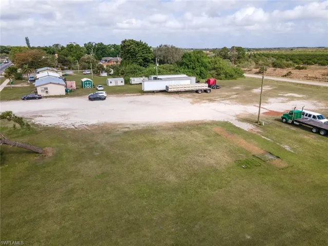 New Market W RD, Immokalee, FL 34142