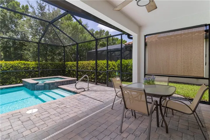 Pool & Spa