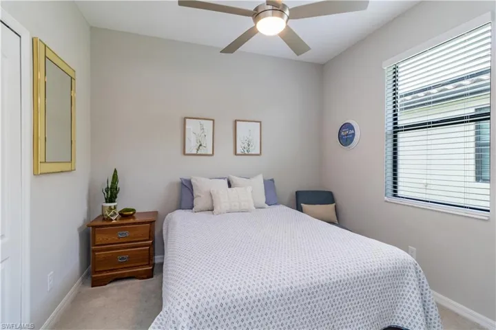 4272  Raffia Palm  CIR, Naples, FL 34119