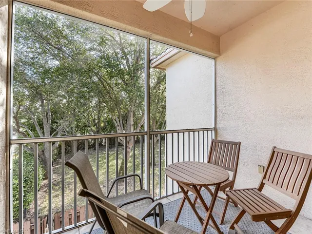 Large Screened Lanai