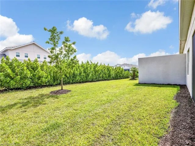 9225 Cayman Dr, Naples, Florida 34114