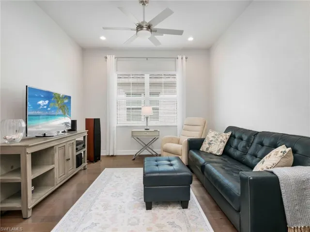 9225 Cayman Dr, Naples, Florida 34114