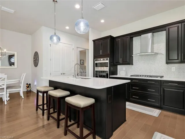 9225 Cayman Dr, Naples, Florida 34114