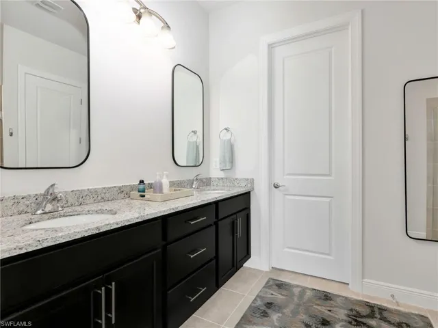 9225 Cayman Dr, Naples, Florida 34114