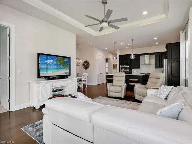 9225 Cayman Dr, Naples, Florida 34114