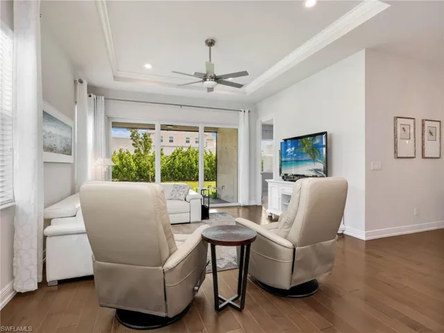 9225 Cayman Dr, Naples, Florida 34114