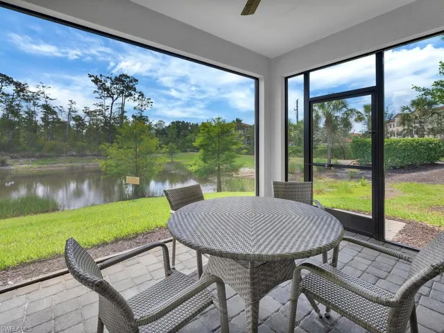 13078  Pembroke  DR, Naples, FL 34105