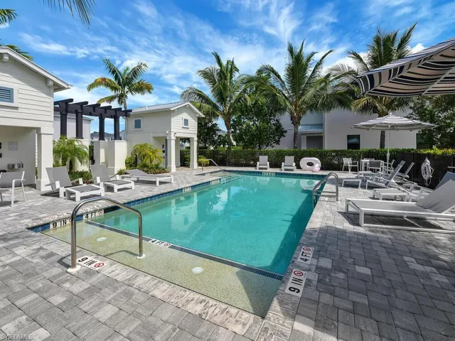 13078  Pembroke  DR, Naples, FL 34105