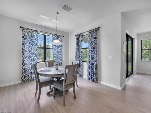 13078  Pembroke  DR, Naples, FL 34105