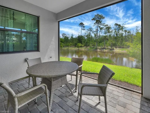 13078  Pembroke  DR, Naples, FL 34105