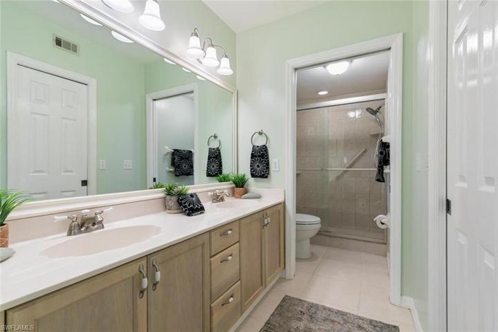 281 Gabriel CIR # 2601, NAPLES FL 34104
