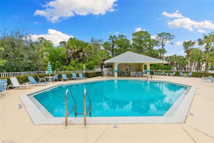 281 Gabriel CIR # 2601, NAPLES FL 34104