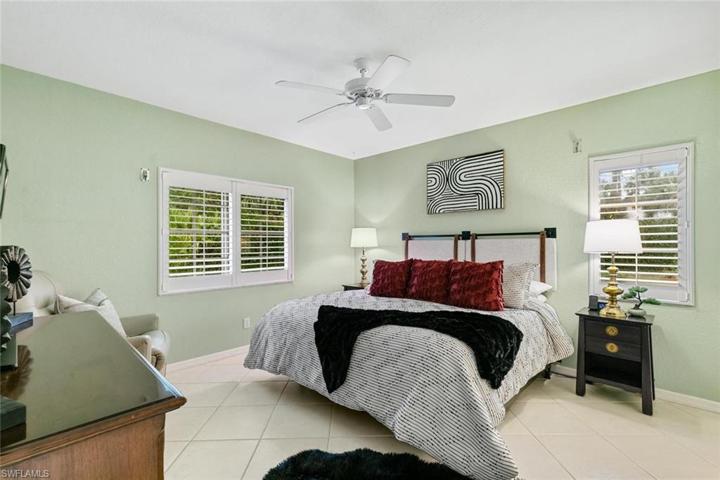 281 Gabriel CIR # 2601, NAPLES FL 34104