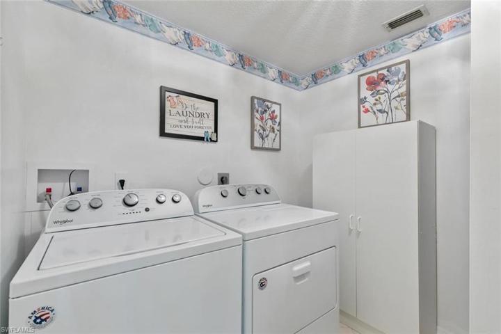 281 Gabriel CIR # 2601, NAPLES FL 34104