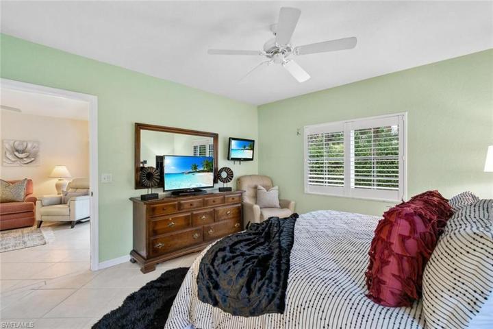 281 Gabriel CIR # 2601, NAPLES FL 34104