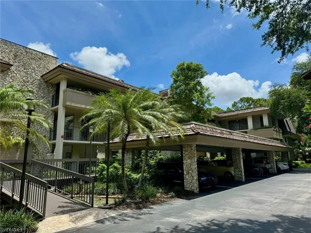 5950 Pelican Bay Blvd