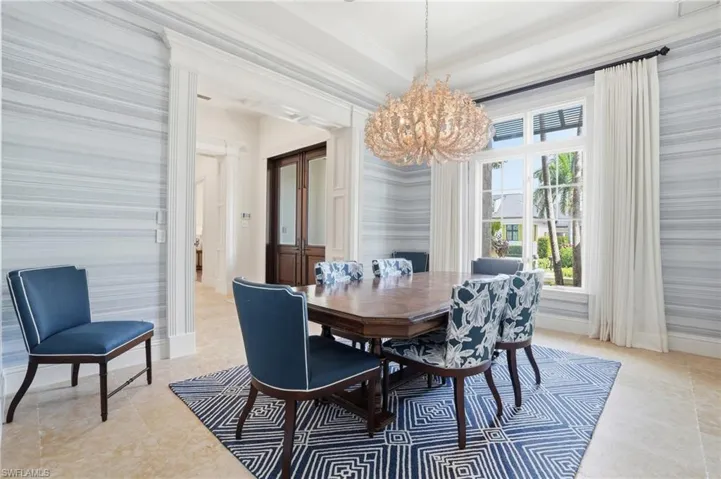 160 16th Ave S, Naples, Florida 34102