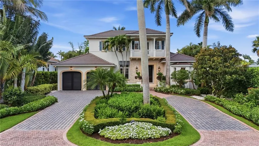 160 16th Ave S, Naples, Florida 34102