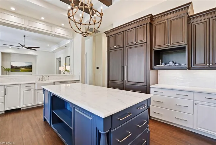 160 16th Ave S, Naples, Florida 34102