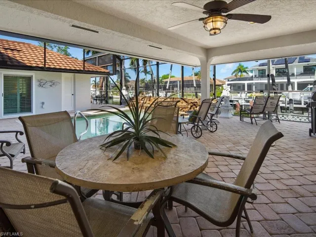 Covered Large Lanai eating area.