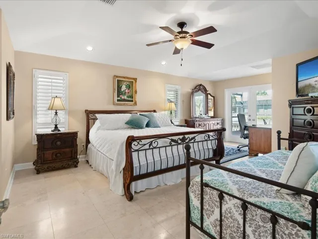 Master Bedroom with ceiling fan