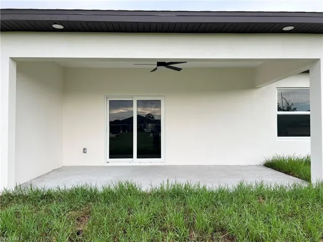 1520/1522 Gretchen Ave S, Lehigh Acres, Florida 33973