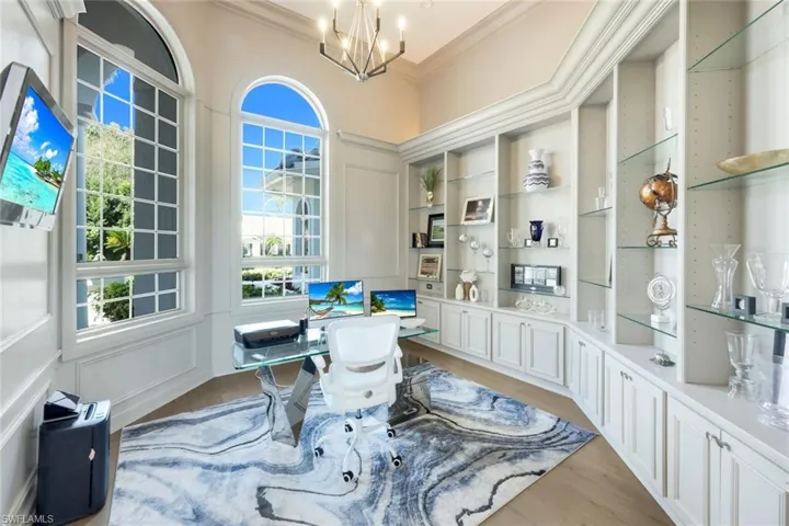 12924 Bald Cypress Ln, Naples, Florida 34119