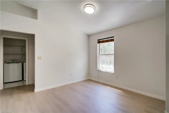 731 Jung Blvd E, Naples, Florida 34120