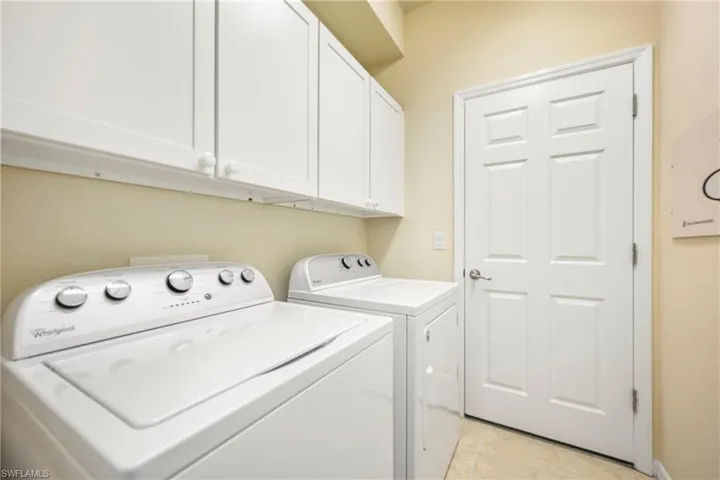21389  Bella Terra  BLVD, Estero, FL 33928