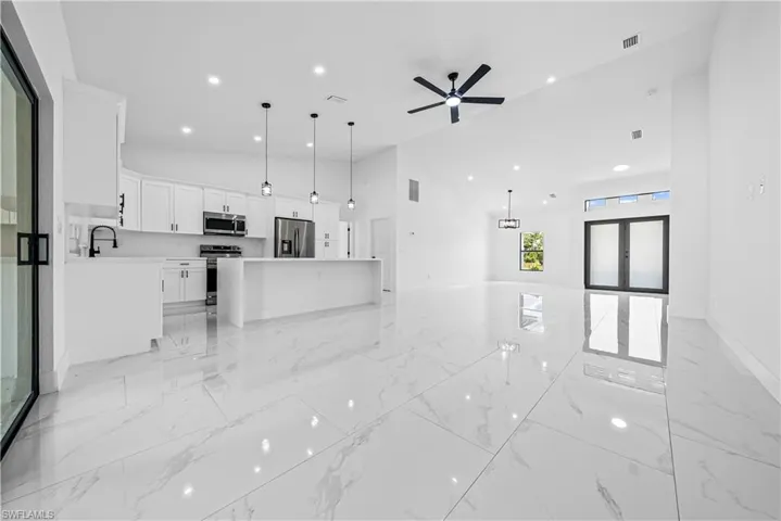 7870 19th Pl, Labelle, Florida 33935