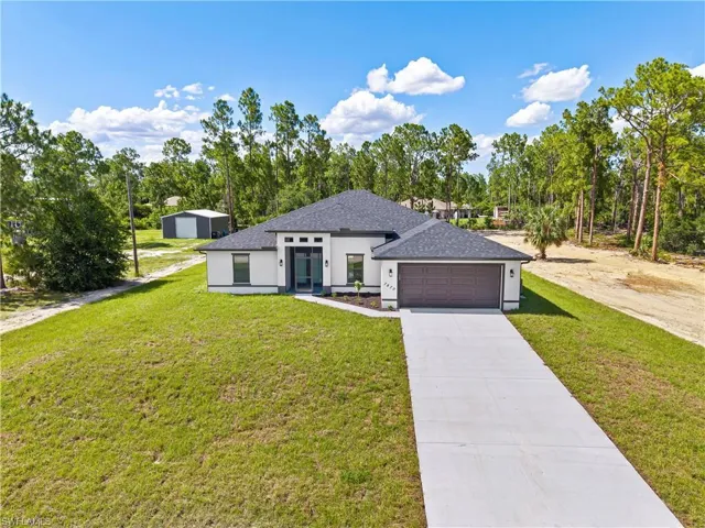 7870 19th Pl, Labelle, Florida 33935