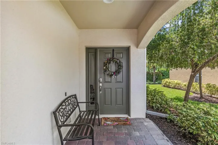 3858  Tilbor  CIR, Fort Myers, FL 33916