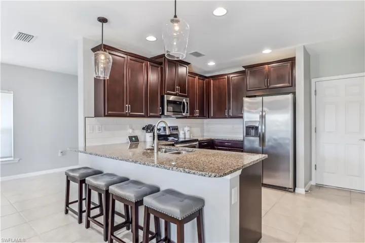 3858  Tilbor  CIR, Fort Myers, FL 33916