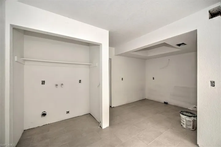 16200  Dublin  CIR, Fort Myers, FL 33908