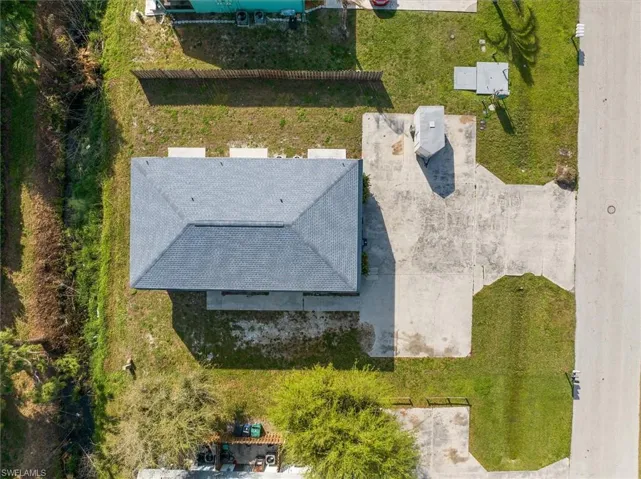 16200  Dublin  CIR, Fort Myers, FL 33908